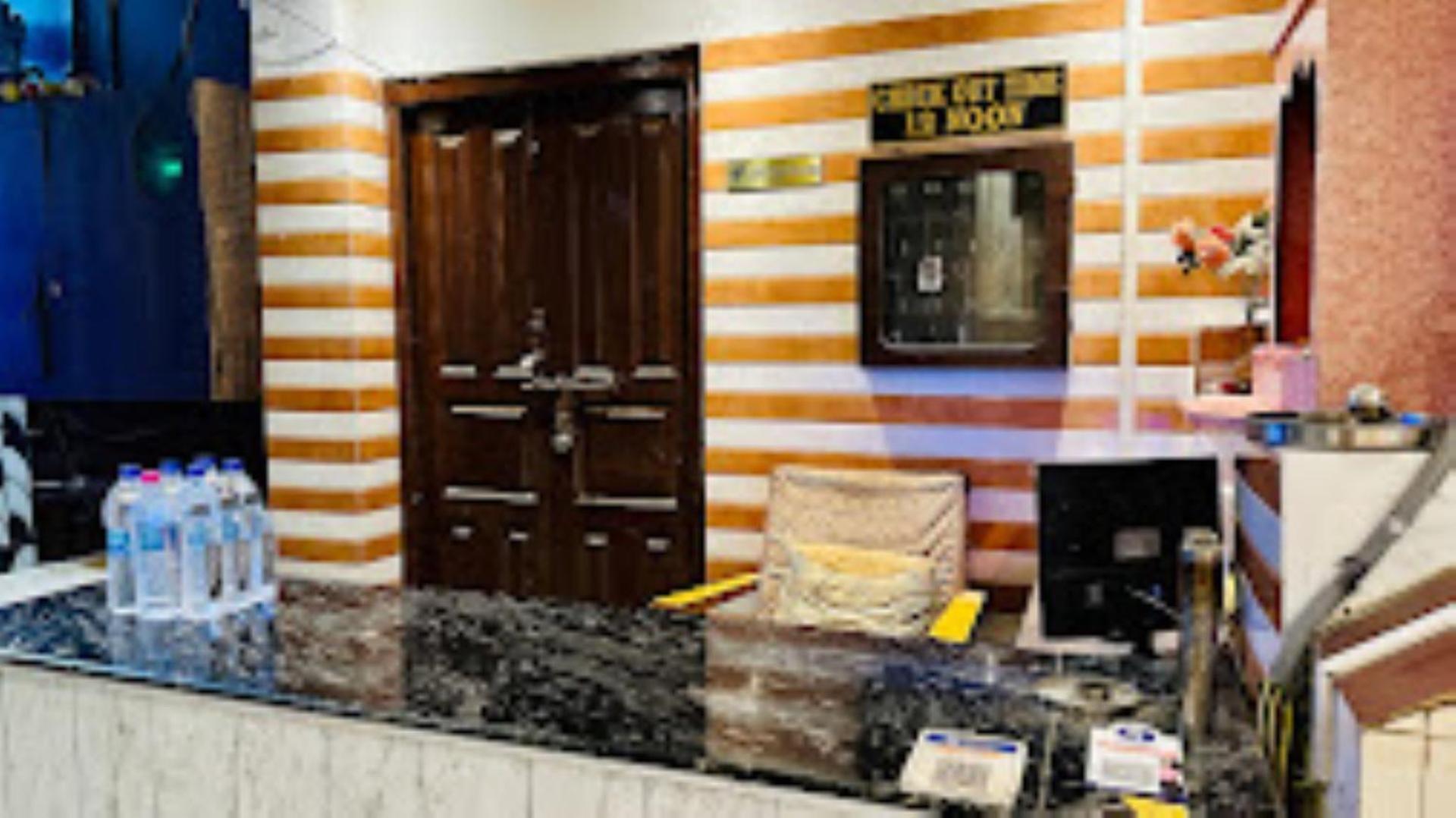 Hotel Nilamber By Grb Lumding Exteriér fotografie